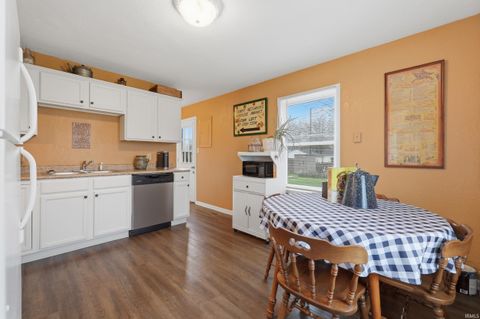 Tiny photo for 1224 Bethany Lane, Fort Wayne, IN 46825 (MLS # 202611815)