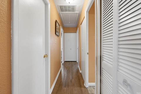 Tiny photo for 1224 Bethany Lane, Fort Wayne, IN 46825 (MLS # 202611815)