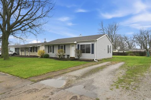 Tiny photo for 1224 Bethany Lane, Fort Wayne, IN 46825 (MLS # 202611815)