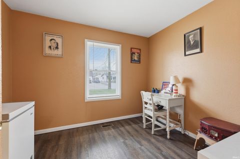 Tiny photo for 1224 Bethany Lane, Fort Wayne, IN 46825 (MLS # 202611815)