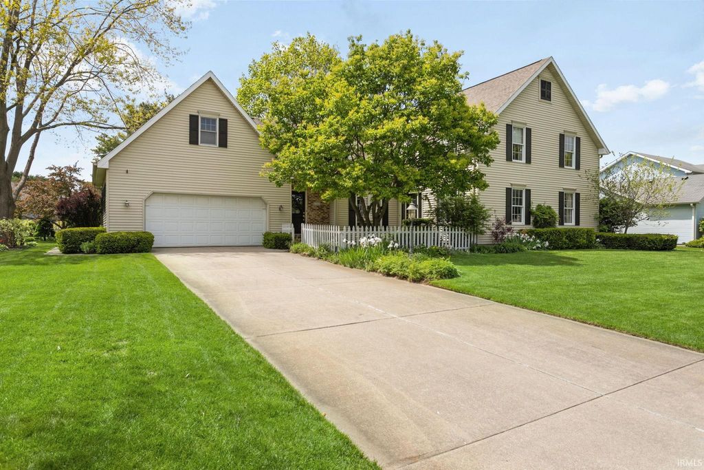 Photo of 53071 Juday Creek Boulevard, Granger, IN 46530 (MLS # 202618305)