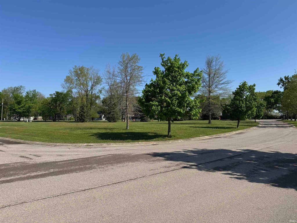 Photo of Lot 1 Sawmill Court, Muncie, IN 47304 (MLS # 202614329)