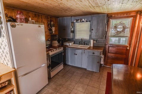 Tiny photo for 3826 E Forest Lodge Loop, Monticello, IN 47960 (MLS # 202626591)