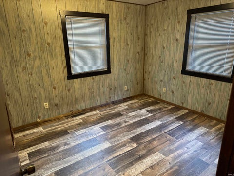 Tiny photo for 2418 E 550 North Road, Rochester, IN 46975 (MLS # 202636442)