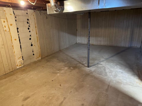 Tiny photo for 2418 E 550 North Road, Rochester, IN 46975 (MLS # 202636442)