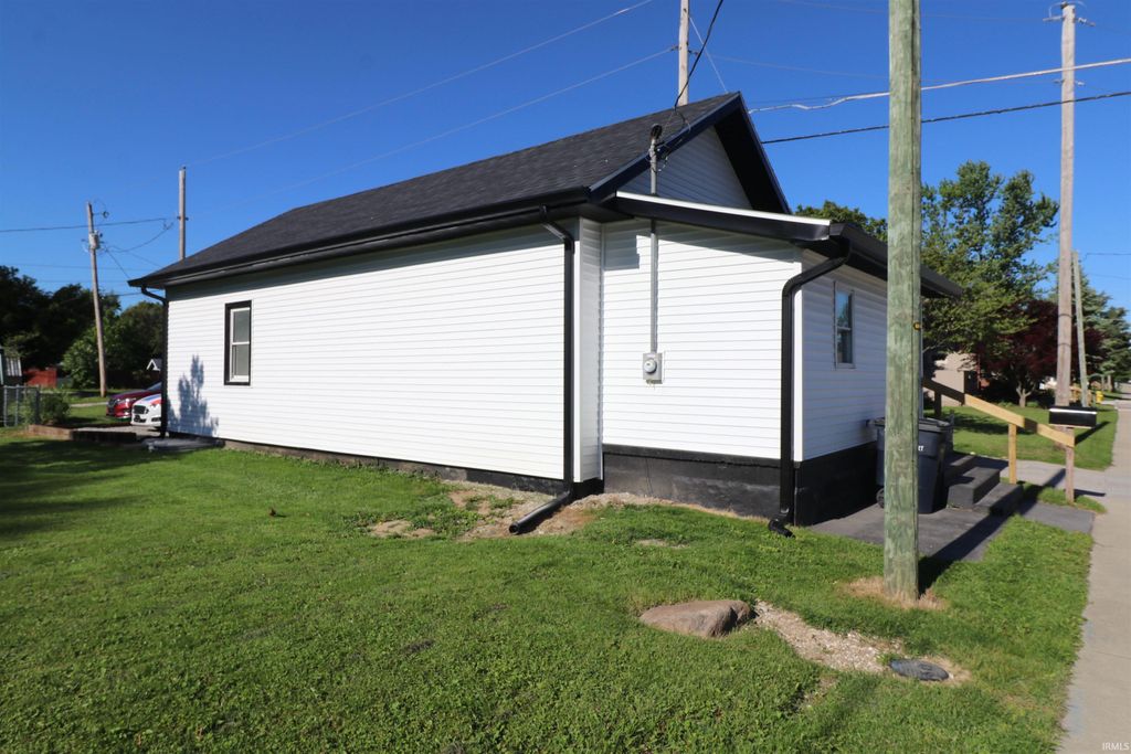Photo of 309 W Kyger Street, Frankfort, IN 46041 (MLS # 202618459)