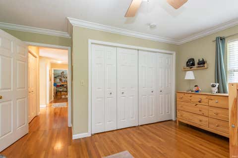 Tiny photo for 420 N Oak Street, Bloomington, IN 47404 (MLS # 202627774)