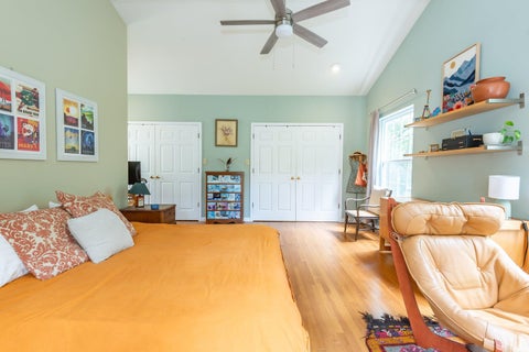 Tiny photo for 420 N Oak Street, Bloomington, IN 47404 (MLS # 202627774)