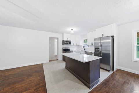 Tiny photo for 3318 N Virginia Avenue, Muncie, IN 47304 (MLS # 202643602)