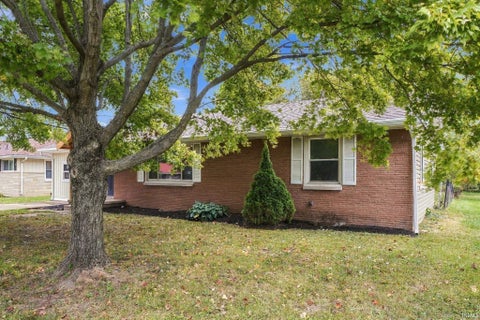 Tiny photo for 3318 N Virginia Avenue, Muncie, IN 47304 (MLS # 202643602)