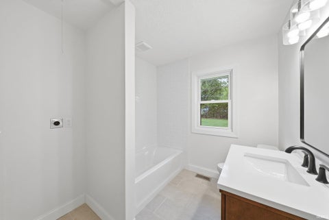 Tiny photo for 3318 N Virginia Avenue, Muncie, IN 47304 (MLS # 202643602)
