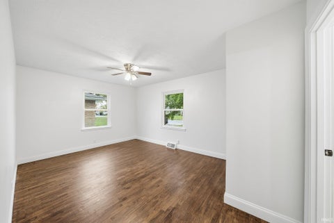Tiny photo for 3318 N Virginia Avenue, Muncie, IN 47304 (MLS # 202643602)