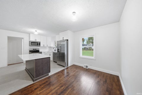 Tiny photo for 3318 N Virginia Avenue, Muncie, IN 47304 (MLS # 202643602)