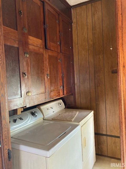 Tiny photo for 108 N Cicott Street, Logansport, IN 46947 (MLS # 202526481)