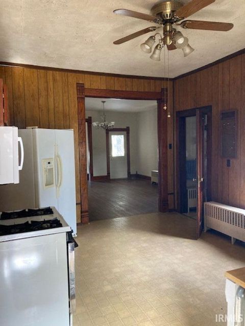 Tiny photo for 108 N Cicott Street, Logansport, IN 46947 (MLS # 202526481)