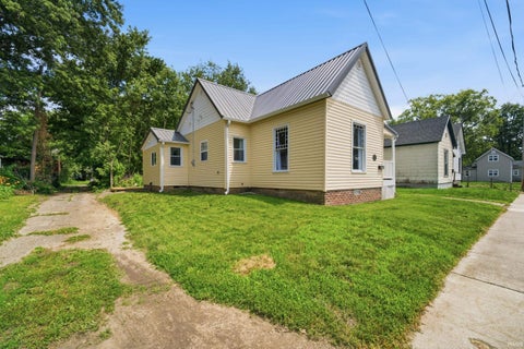 Tiny photo for 712 N Lindsay Street, Kokomo, IN 46901 (MLS # 202626851)