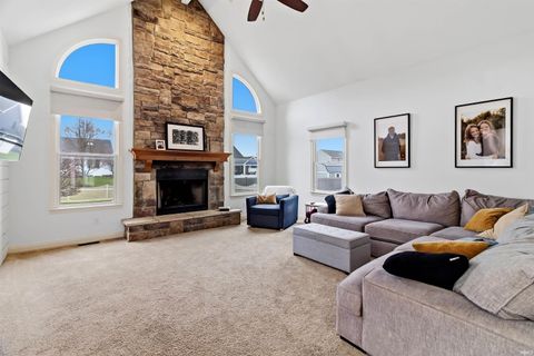 Tiny photo for 1050 Long Branch Court, Gas City, IN 46933 (MLS # 202607862)