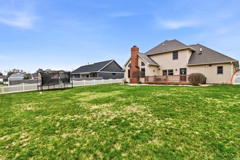 Tiny photo for 1050 Long Branch Court, Gas City, IN 46933 (MLS # 202607862)