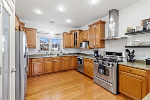 Tiny photo for 1050 Long Branch Court, Gas City, IN 46933 (MLS # 202607862)