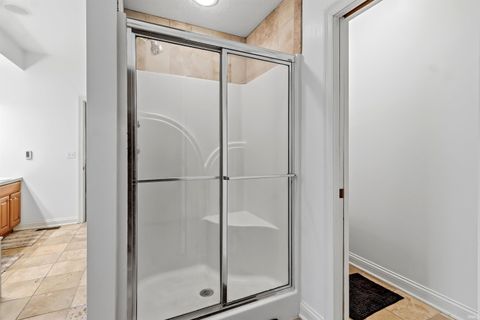 Tiny photo for 1050 Long Branch Court, Gas City, IN 46933 (MLS # 202607862)