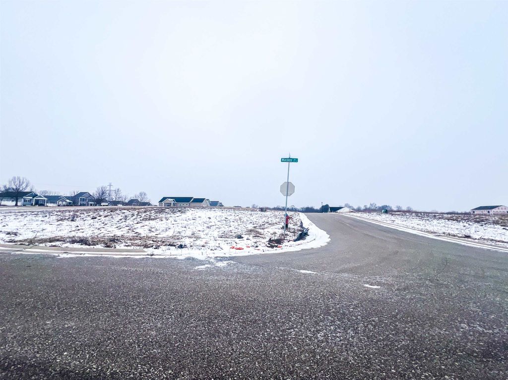 Photo of 6851 Tyler Drive #420, South Bend, IN 46614 (MLS # 202602064)