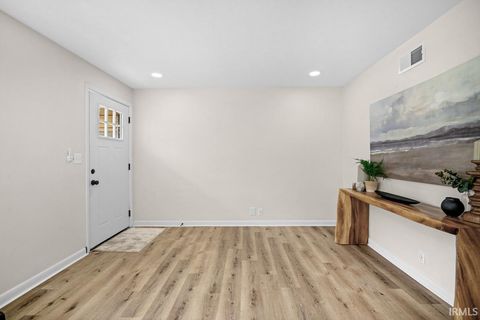 Tiny photo for 524 HOLLY Lane, Kokomo, IN 46902 (MLS # 202541156)