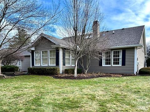 Tiny photo for 51311 Windsor Manor Court, Granger, IN 46530 (MLS # 202604295)