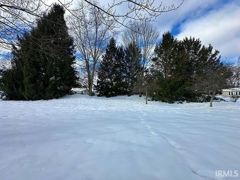 Tiny photo for 51311 Windsor Manor Court, Granger, IN 46530 (MLS # 202604295)