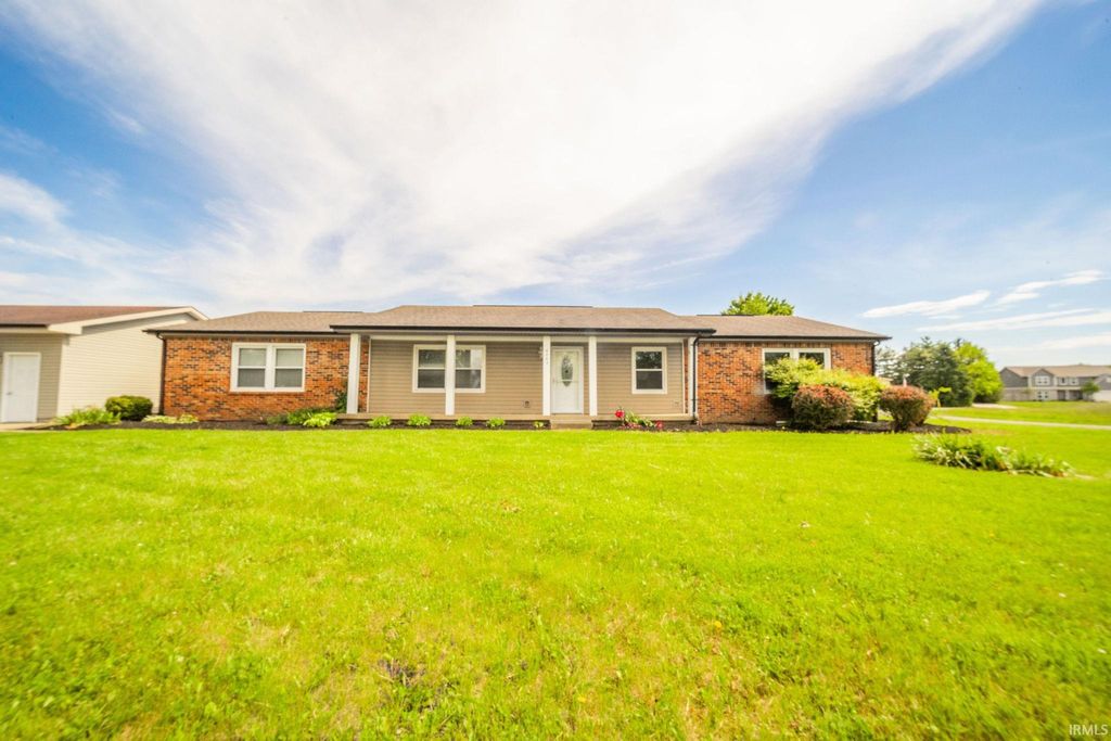 Photo of 6863 W Jennifer Court, Greenfield, IN 46140 (MLS # 202610661)