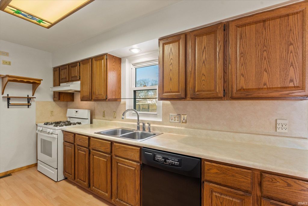 Photo of 19151 Dresden Drive, South Bend, IN 46637 (MLS # 202601429)