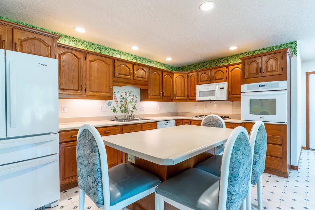 Photo of 2042 N 500 W, Angola, IN 46703 (MLS # 202632375)