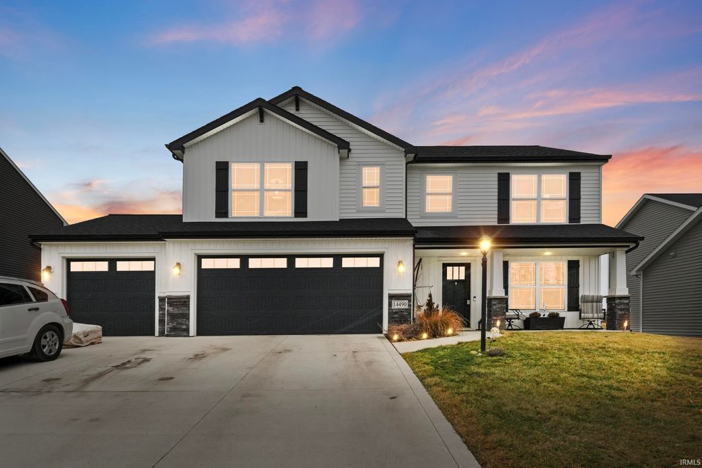 Photo of 14490 Verona Lakes Passage, Fort Wayne, IN 46814 (MLS # 202605515)