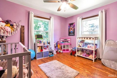 Tiny photo for 937 W 6th Street, Jasper, IN 47546 (MLS # 202618419)