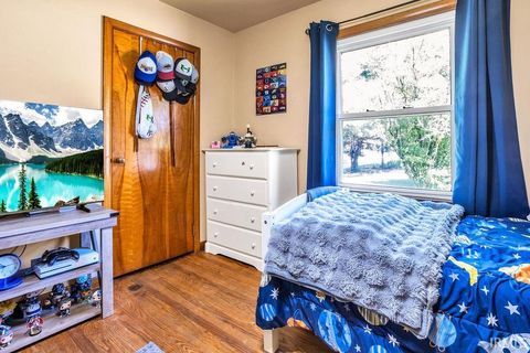 Tiny photo for 937 W 6th Street, Jasper, IN 47546 (MLS # 202618419)