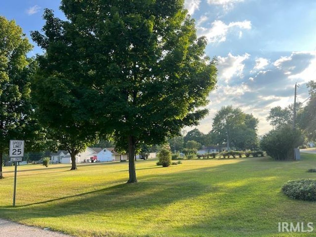 Photo of Vistula RD Greenlawn Ave Road, Osceola, IN 46561 (MLS # 202609732)