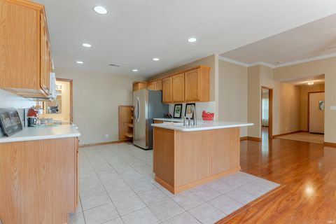 Tiny photo for 8016 Bayberry Drive, Evansville, IN 47711 (MLS # 202612542)