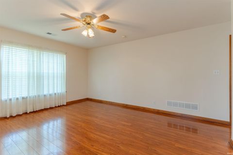 Tiny photo for 8016 Bayberry Drive, Evansville, IN 47711 (MLS # 202612542)