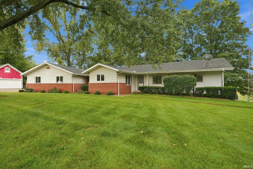 Photo of 5297 W State Road 114 Road, North Manchester, IN 46962 (MLS # 202638901)