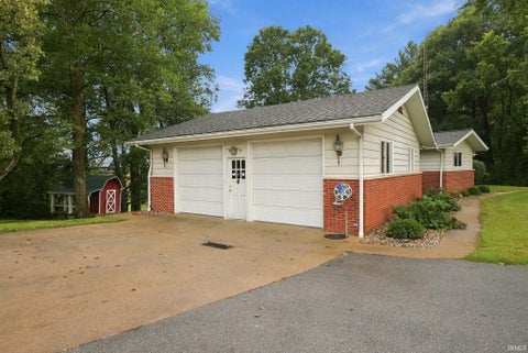 Tiny photo for 5297 W State Road 114 Road, North Manchester, IN 46962 (MLS # 202638901)