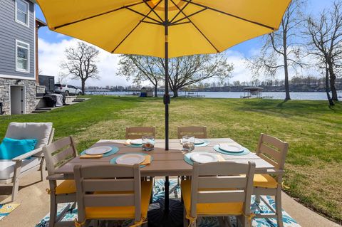 Tiny photo for 5289 S Gingrich Court, Monticello, IN 47960 (MLS # 202612861)