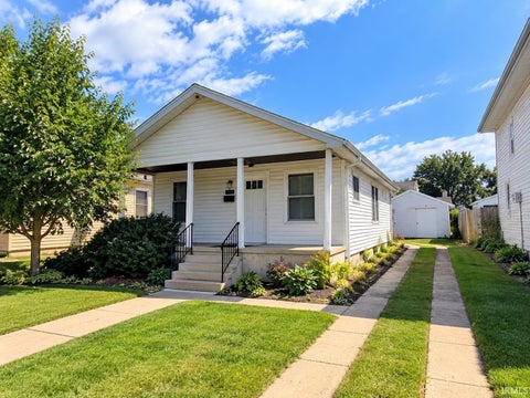 Photo of 418 N State Street, Mishawaka, IN 46544 (MLS # 202636029)