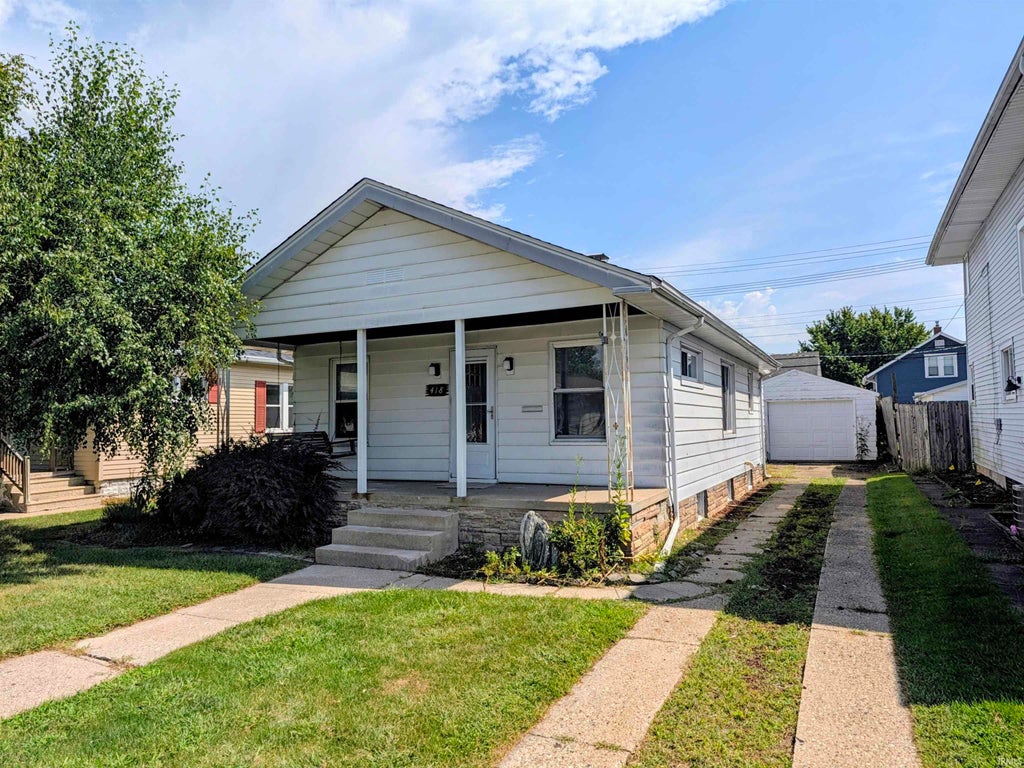 Photo of 418 N State Street, Mishawaka, IN 46544 (MLS # 202636029)
