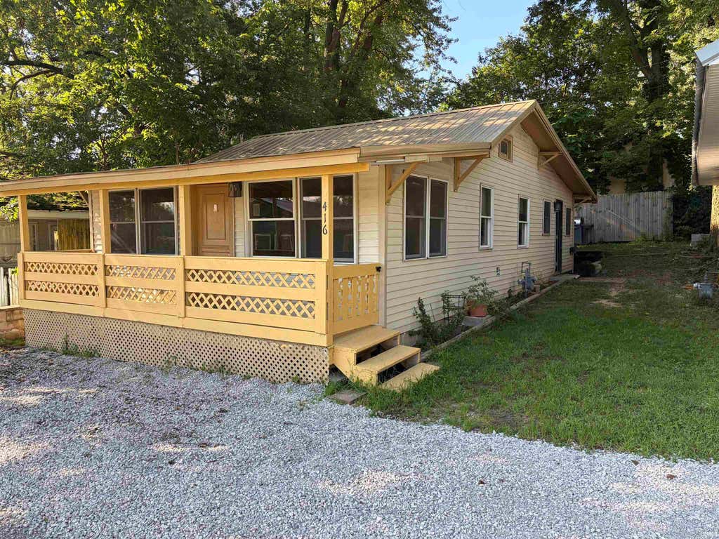 Photo of 416 W Coy Avenue, Silver Lake, IN 46982 (MLS # 202634503)