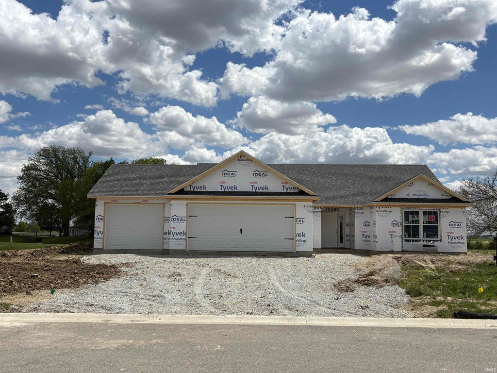 Photo of 1060 Farmington Drive, Bluffton, IN 46714 (MLS # 202617681)