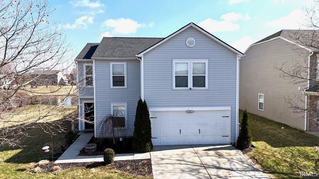 Photo for 4601 Glastonbury Way, Lafayette, IN 47909 (MLS # 202402843)