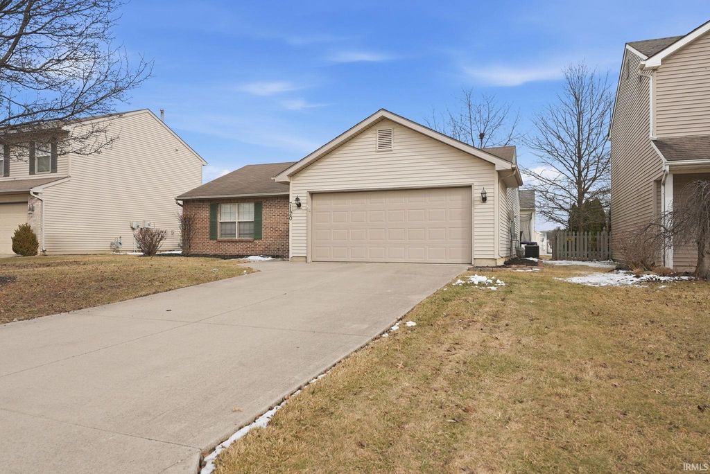 Photo of 7120 Tiger Lily Place, Fort Wayne, IN 46835 (MLS # 202606245)