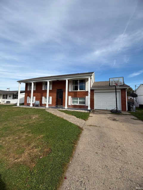 Tiny photo for 1408 Tam O Shanter Lane, Kokomo, IN 46902 (MLS # 202644242)