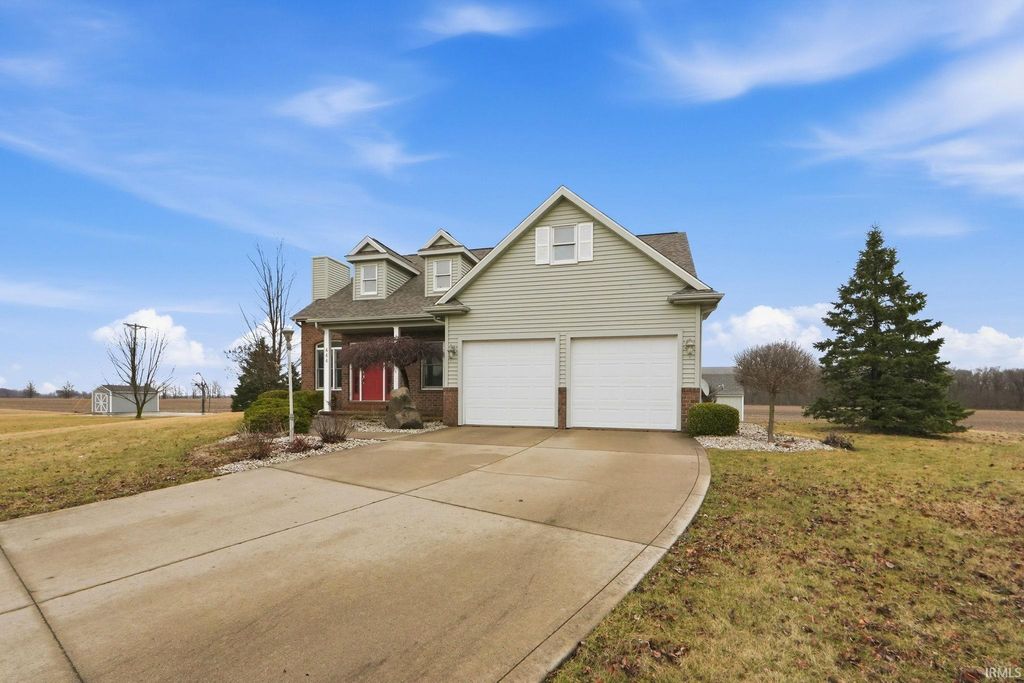 Photo of 444 Goldenrod Court, Bluffton, IN 46714 (MLS # 202607233)