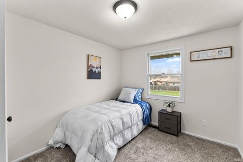 Tiny photo for 4121 Moorfield Lane, Fort Wayne, IN 46816 (MLS # 202611922)