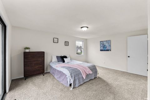 Tiny photo for 4121 Moorfield Lane, Fort Wayne, IN 46816 (MLS # 202611922)